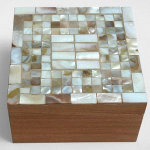 Boîte en mosaïque en nacre carrée et rectangle