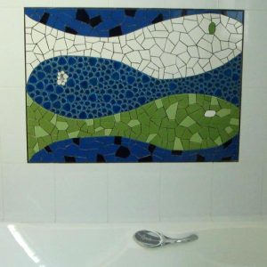 Décor de salle de bain en mosaïque motif poissons en Faïence et galets japonais 